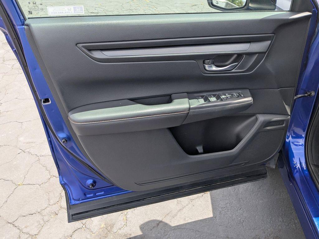used 2023 Honda CR-V Hybrid car, priced at $29,609