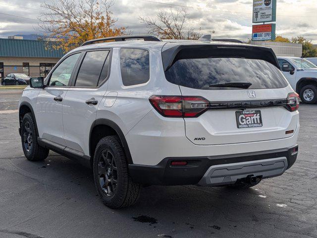 new 2025 Honda Pilot car, priced at $50,350