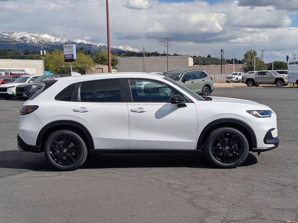 new 2027 Honda HR-V car, priced at $31,805