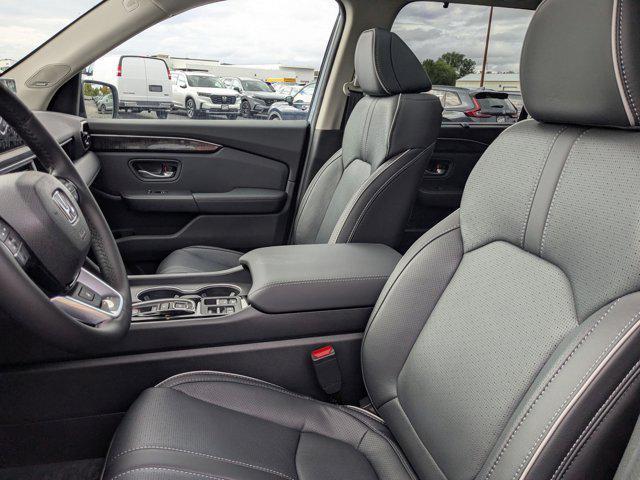 new 2025 Honda Pilot car, priced at $54,030