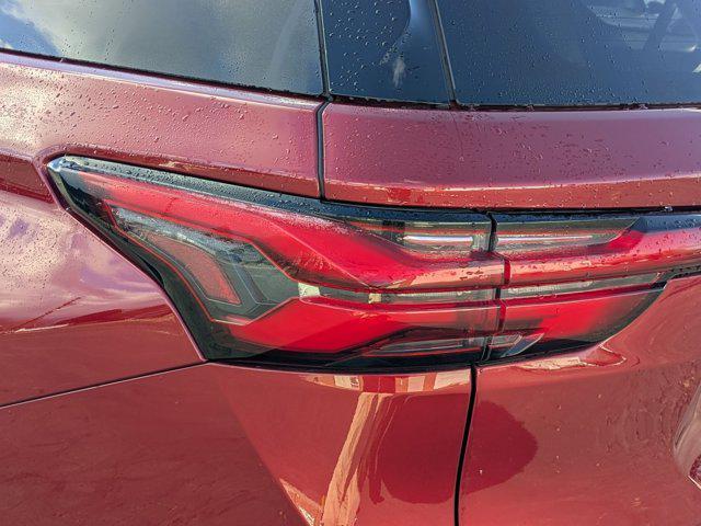 used 2023 Chevrolet Traverse car, priced at $37,899