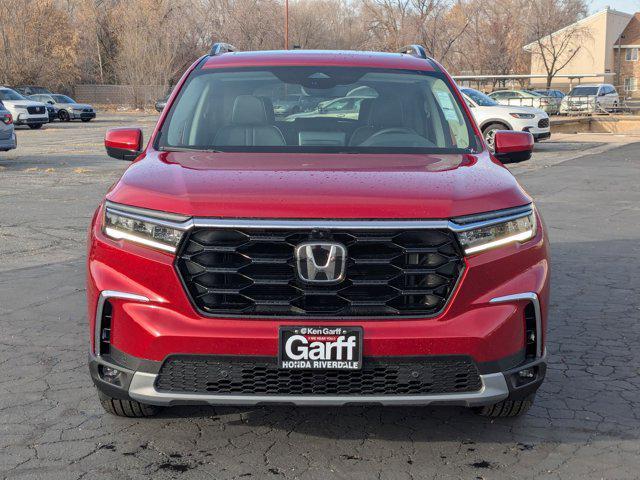 new 2025 Honda Pilot car, priced at $54,760