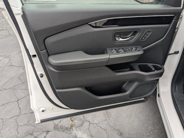 used 2023 Honda Pilot car, priced at $37,986