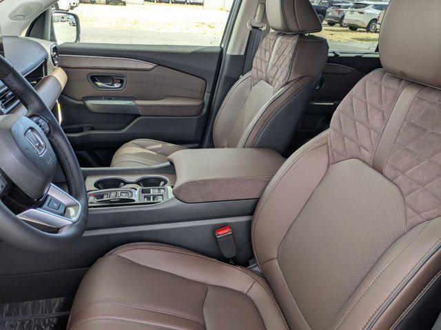 new 2026 Honda Pilot car, priced at $55,439