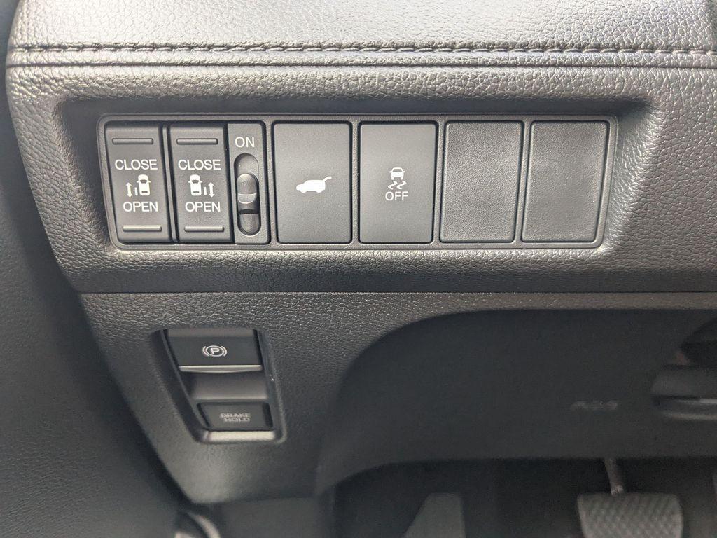 new 2026 Honda Odyssey car, priced at $44,294