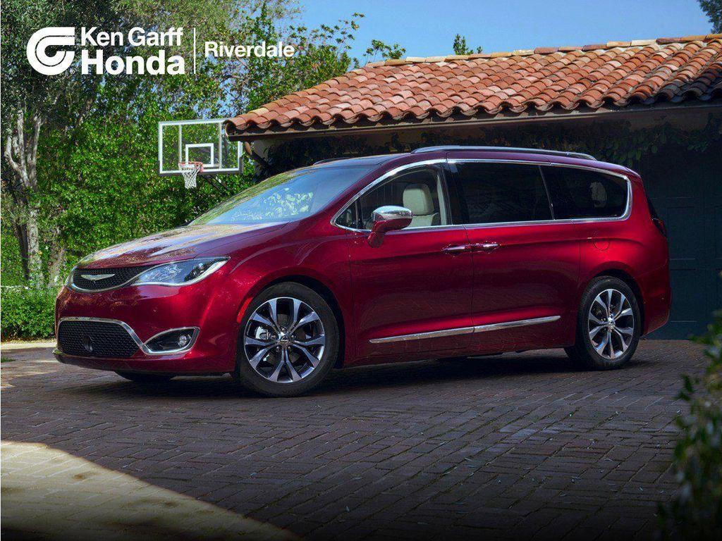 used 2018 Chrysler Pacifica car, priced at $13,077