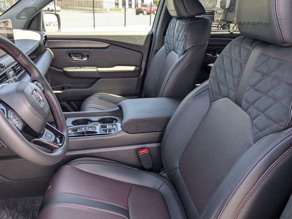 new 2026 Honda Pilot car, priced at $57,594