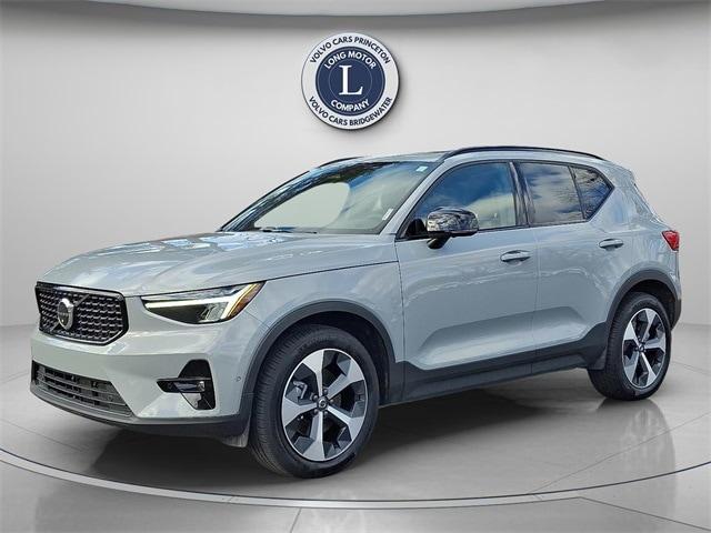 used 2025 Volvo XC40 car, priced at $30,875