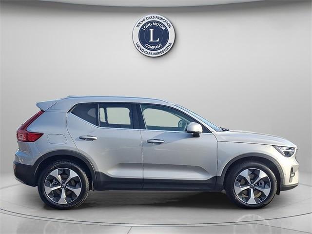 used 2025 Volvo XC40 car, priced at $30,888