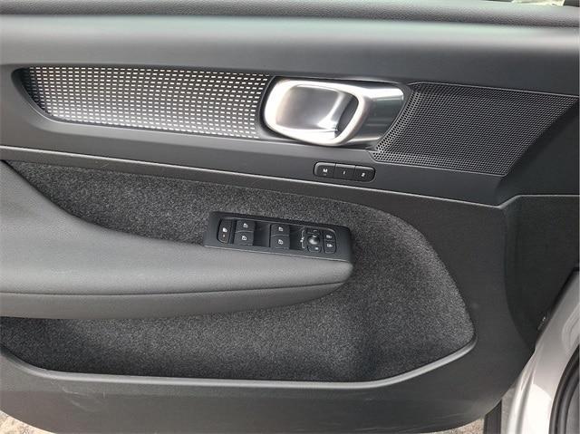 used 2025 Volvo XC40 car, priced at $31,350
