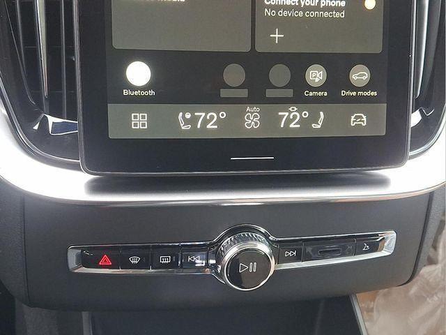 new 2026 Volvo XC90 car, priced at $71,945