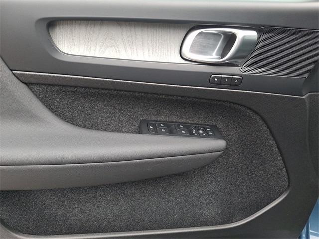 used 2025 Volvo XC40 car, priced at $30,898
