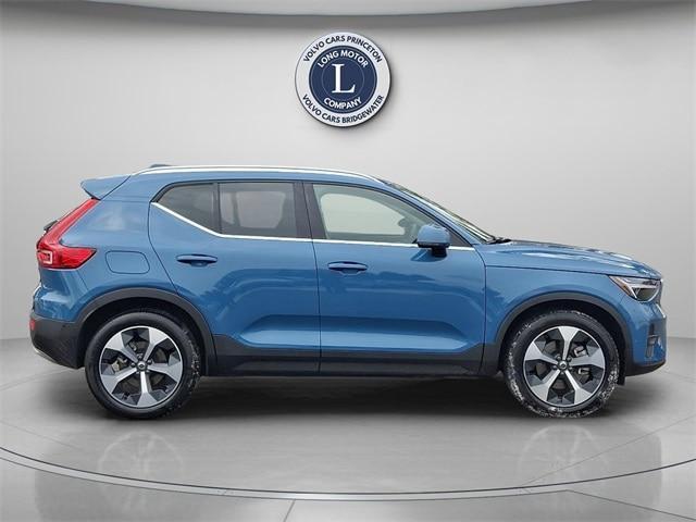 used 2025 Volvo XC40 car, priced at $30,898