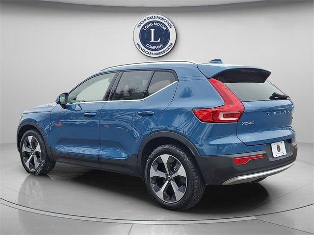 used 2025 Volvo XC40 car, priced at $30,898