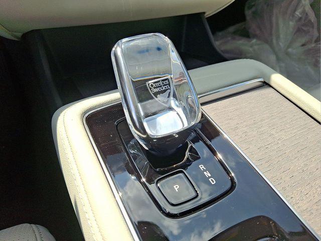 new 2026 Volvo XC90 car, priced at $75,270