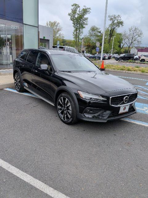 new 2026 Volvo V60 Cross Country car, priced at $62,240