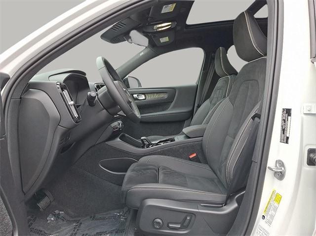 used 2025 Volvo XC40 car, priced at $31,839