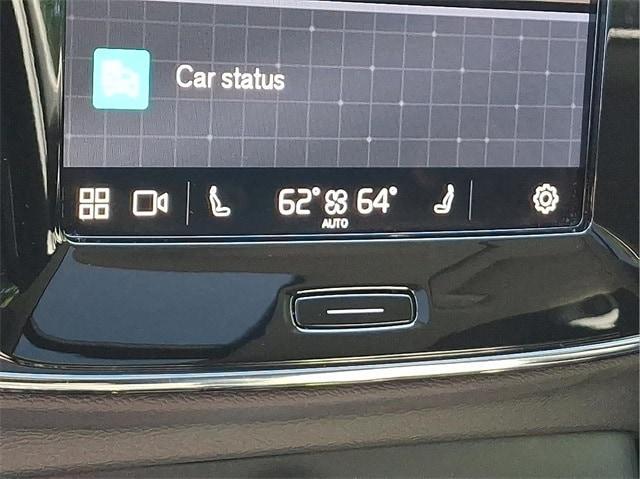 used 2025 Volvo XC40 car, priced at $29,990