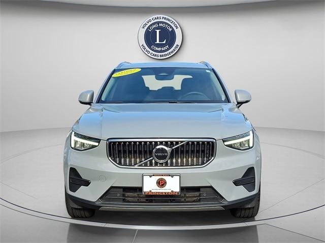 used 2025 Volvo XC40 car, priced at $28,888