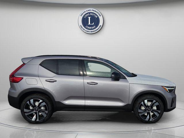 new 2026 Volvo XC40 car, priced at $50,045