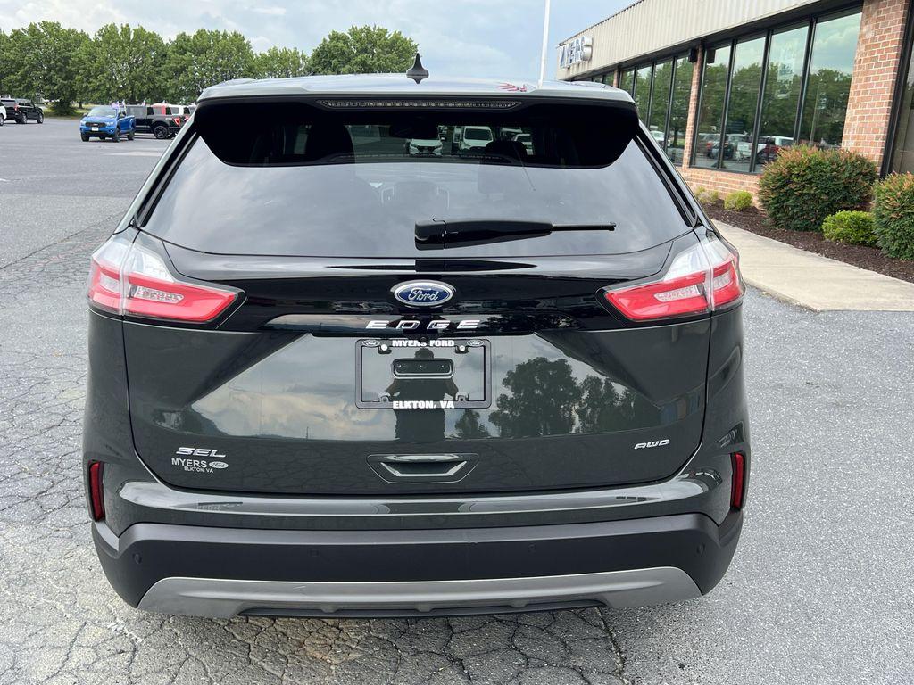 used 2024 Ford Edge car, priced at $30,181
