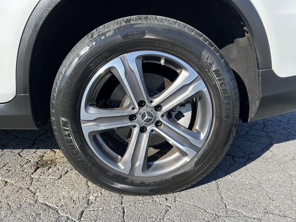 used 2019 Mercedes-Benz GLC 300 car, priced at $16,982