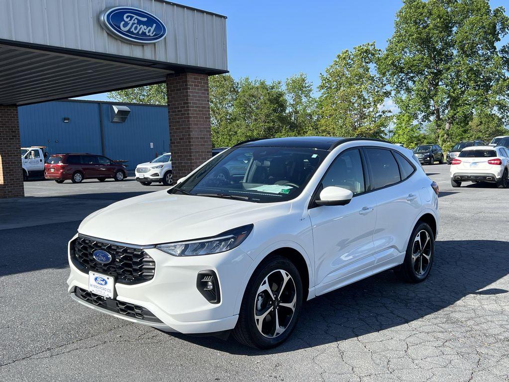 used 2023 Ford Escape car, priced at $28,982