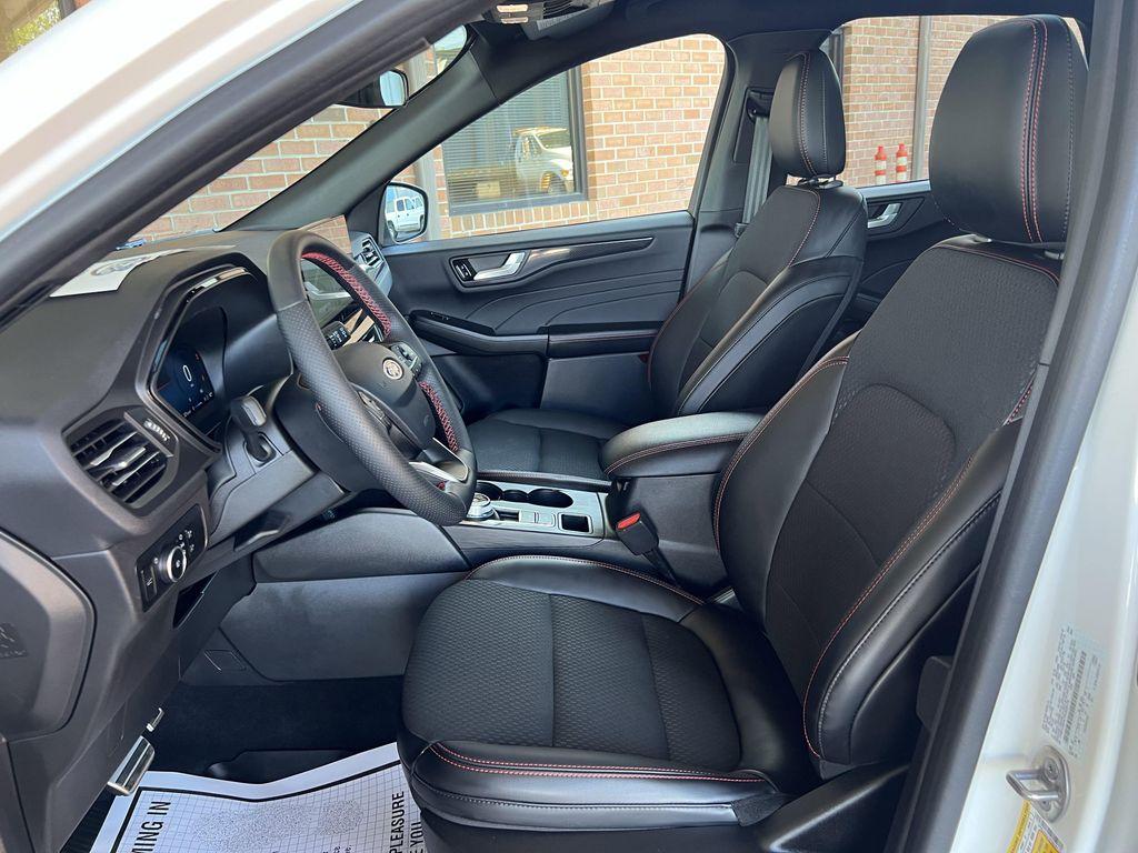 used 2023 Ford Escape car, priced at $28,982