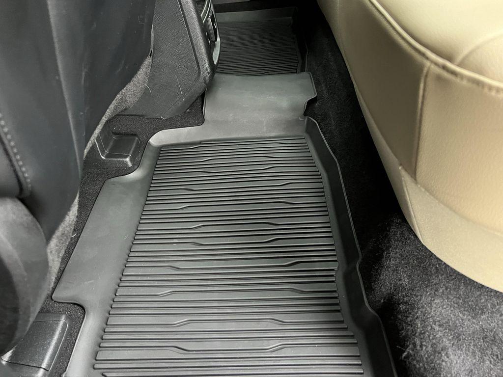 used 2024 Ford Edge car, priced at $30,982