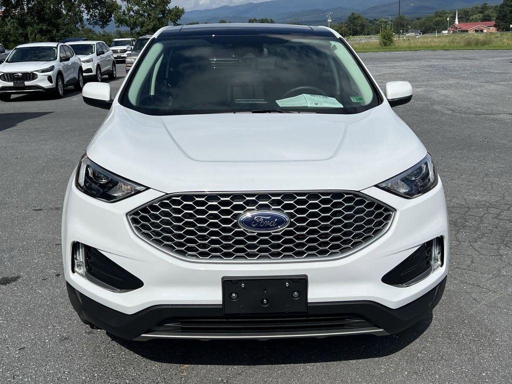 used 2024 Ford Edge car, priced at $30,982