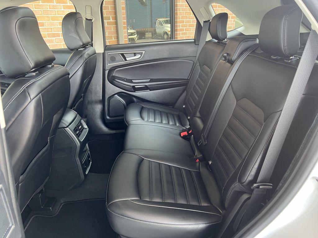 used 2024 Ford Edge car, priced at $30,982