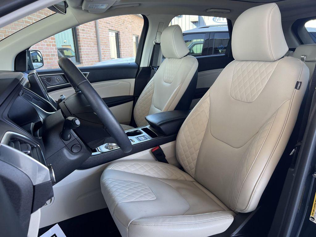 used 2024 Ford Edge car, priced at $34,982
