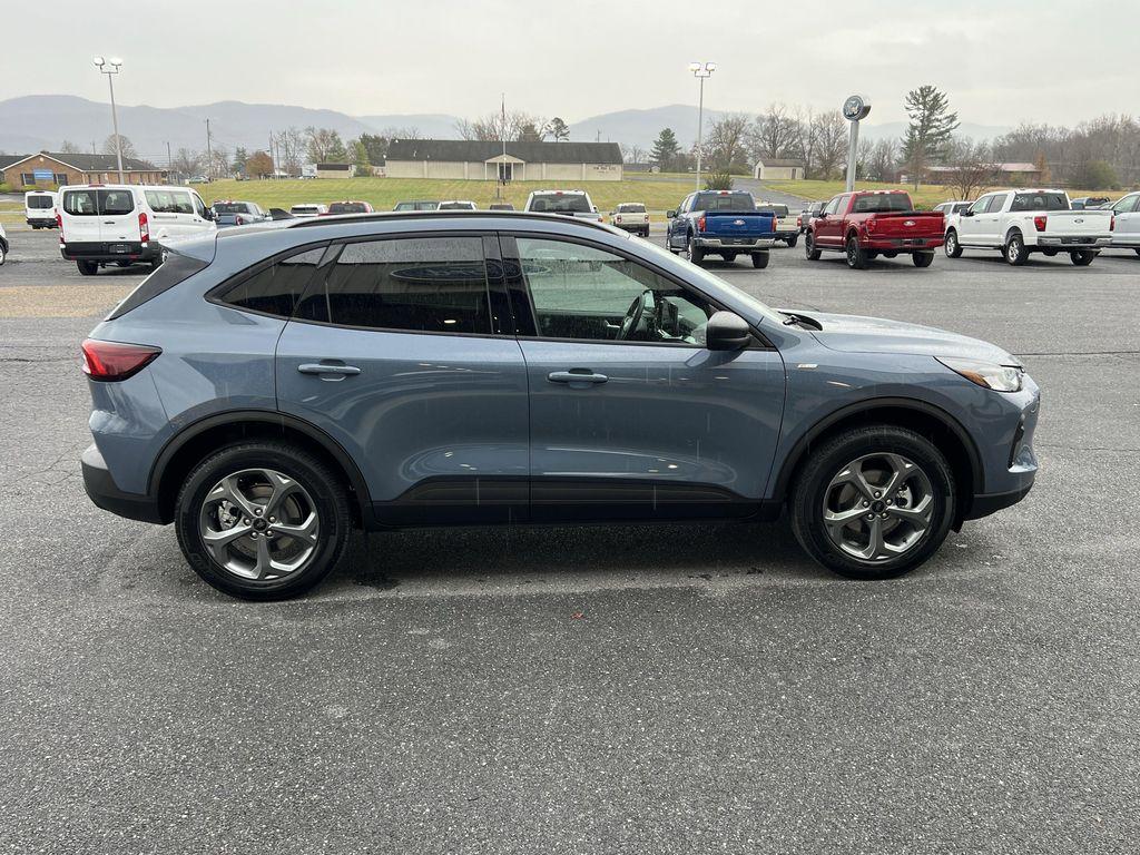 new 2026 Ford Escape car, priced at $36,470