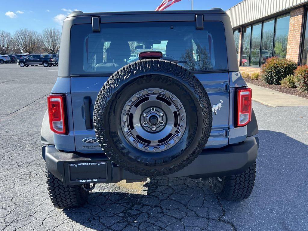 new 2025 Ford Bronco car, priced at $50,652