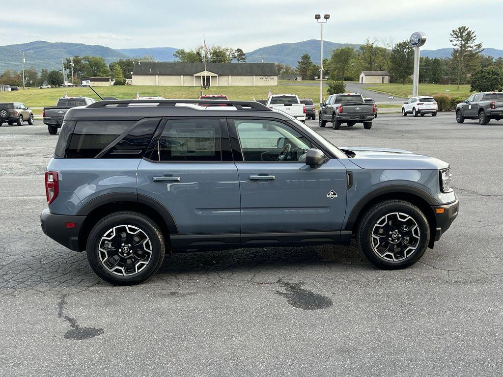 new 2025 Ford Bronco Sport car, priced at $41,297