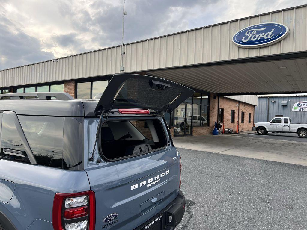 new 2025 Ford Bronco Sport car, priced at $41,297