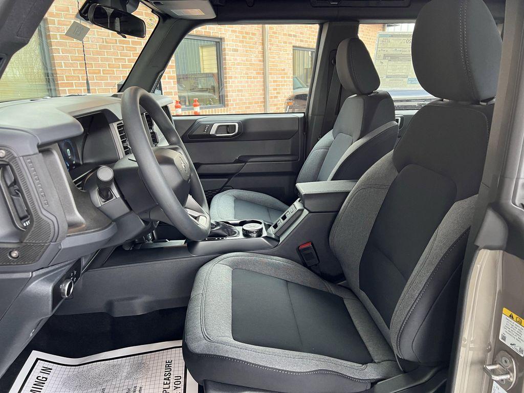new 2025 Ford Bronco car, priced at $45,709