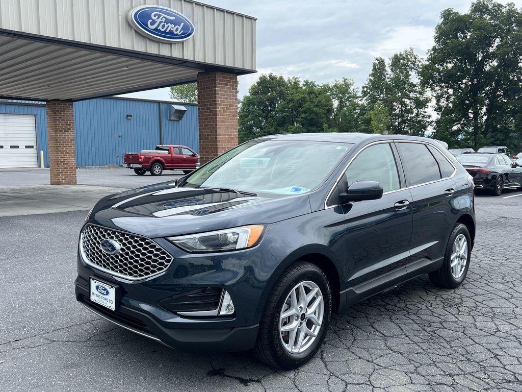used 2024 Ford Edge car, priced at $29,181