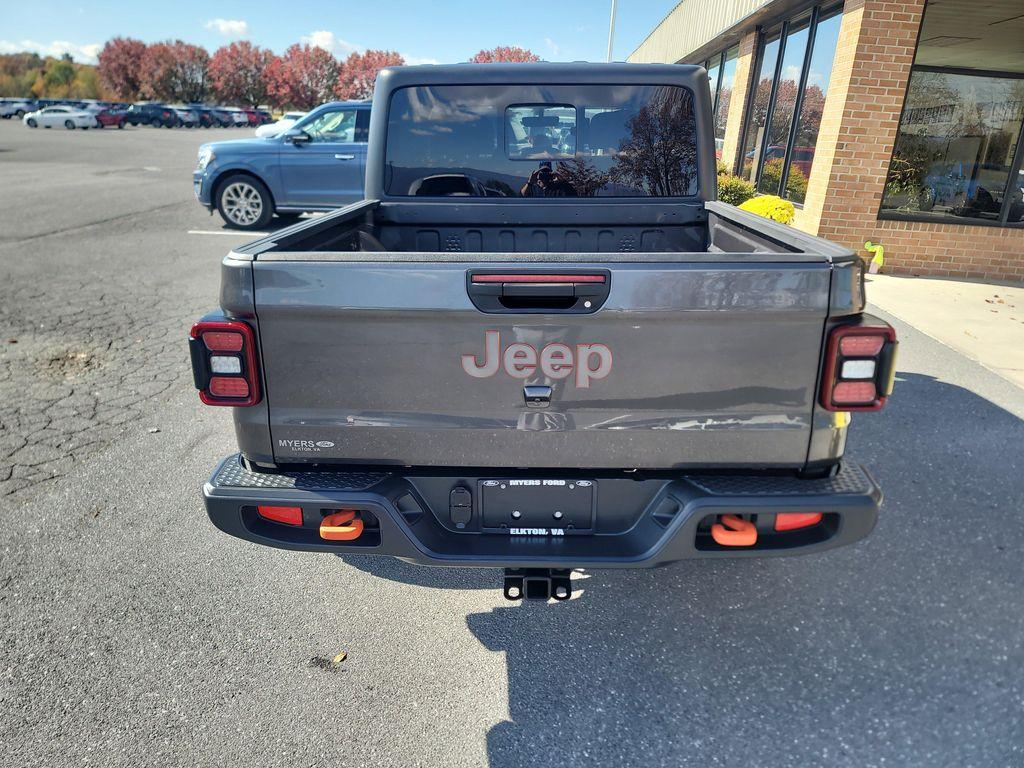 used 2021 Jeep Gladiator car, priced at $33,982