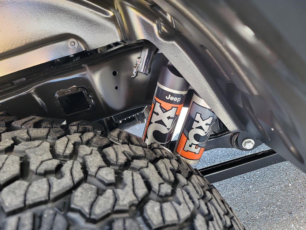 used 2021 Jeep Gladiator car, priced at $33,982