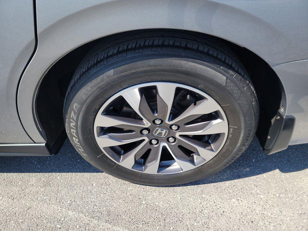 used 2023 Honda Odyssey car, priced at $35,782