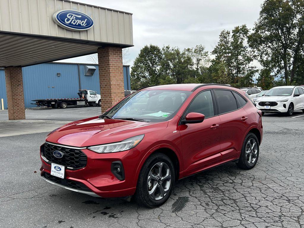 used 2023 Ford Escape car, priced at $26,982