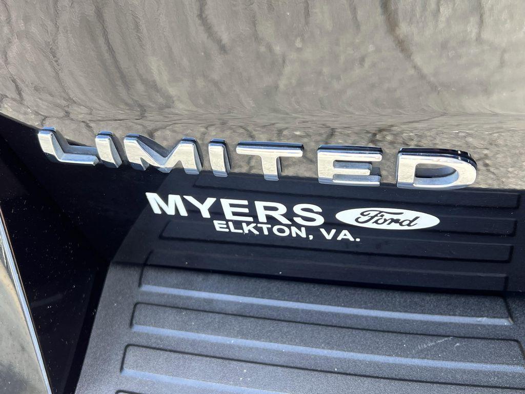 used 2023 Ford Expedition car, priced at $59,982