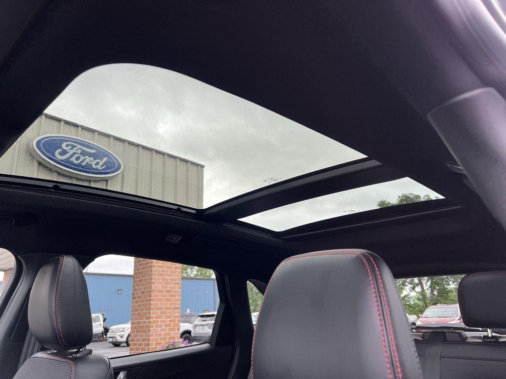 used 2024 Ford Escape car, priced at $28,982