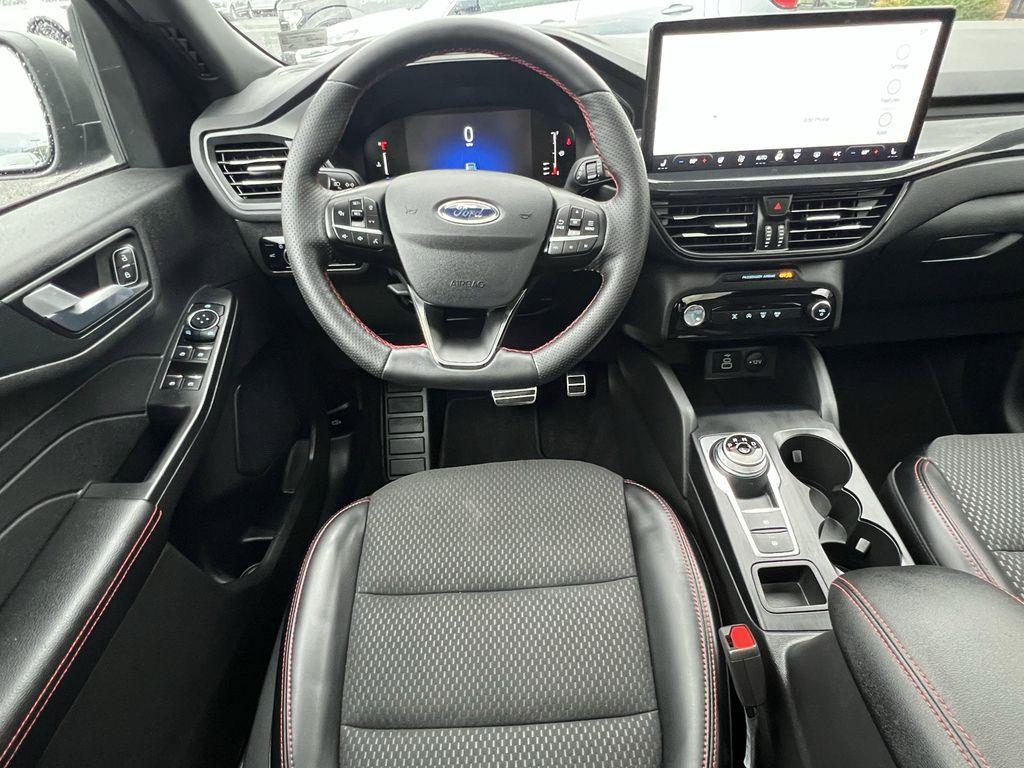 used 2024 Ford Escape car, priced at $28,982