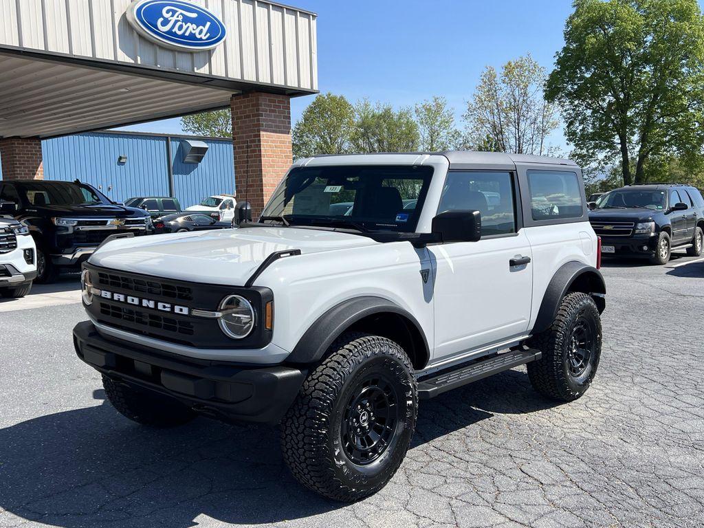 new 2026 Ford Bronco car, priced at $48,953