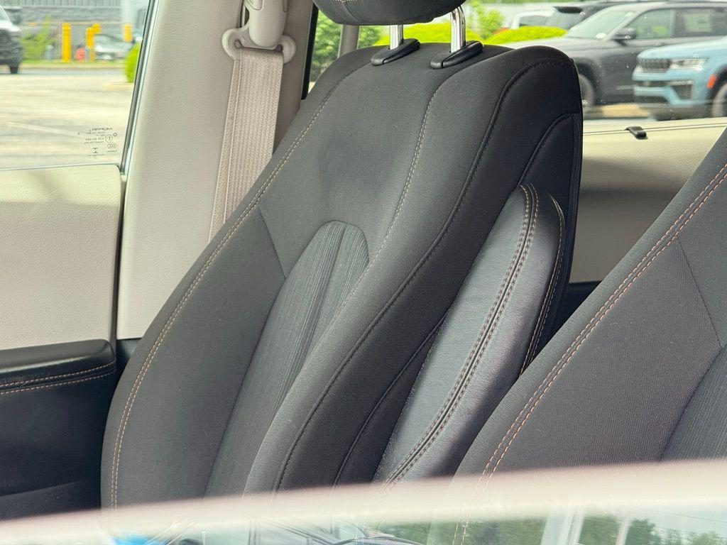 used 2018 Chrysler Pacifica car, priced at $18,995