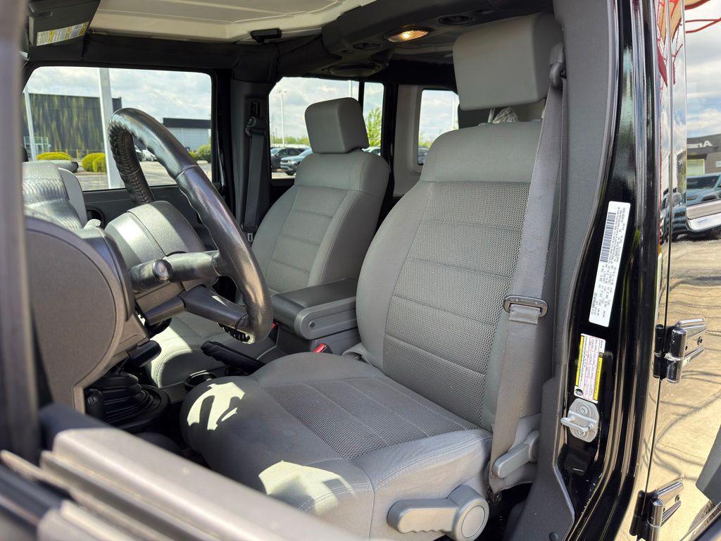 used 2009 Jeep Wrangler Unlimited car, priced at $15,995