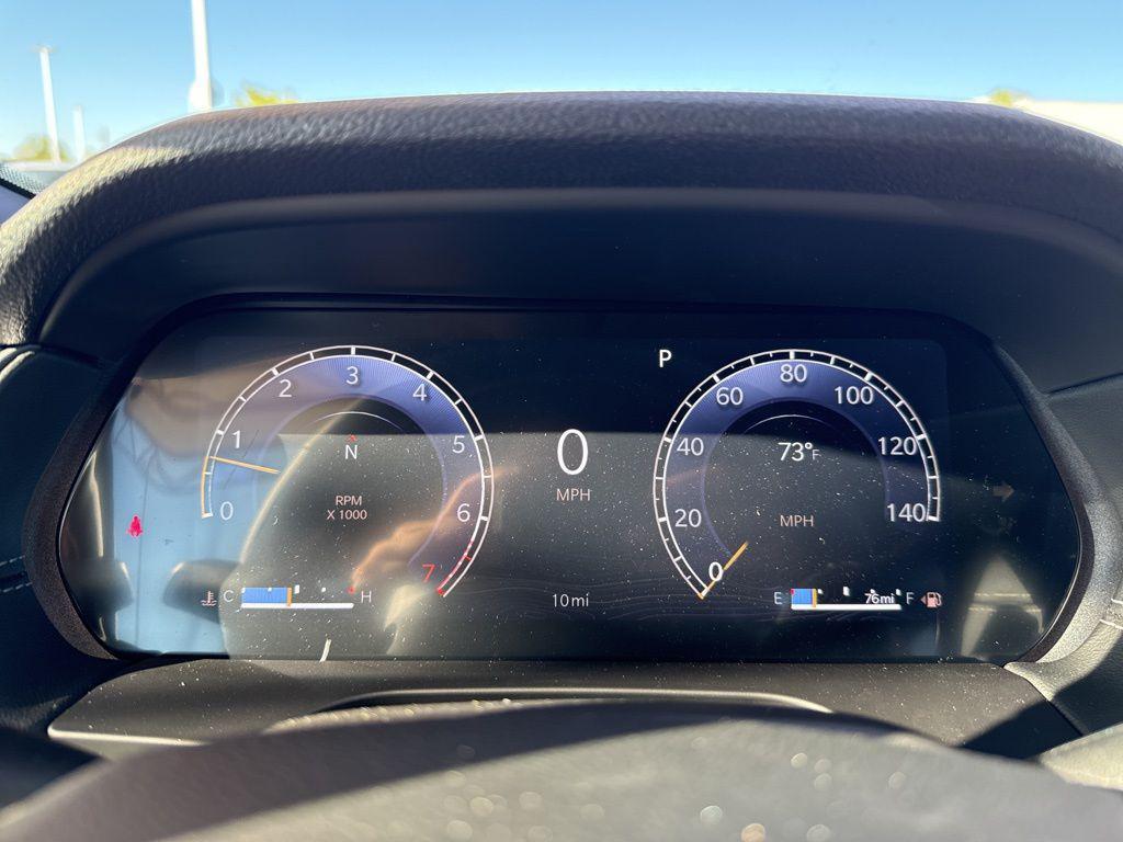 new 2025 Jeep Grand Cherokee car, priced at $42,870