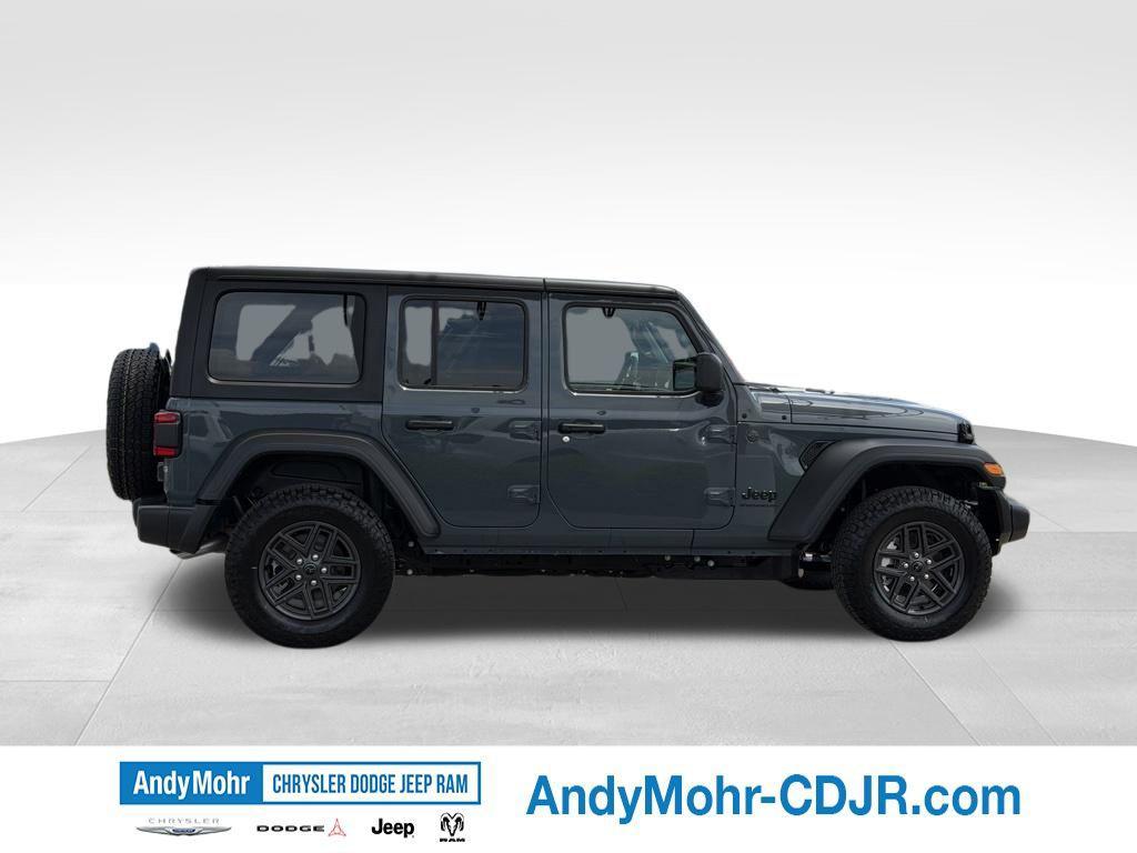 new 2026 Jeep Wrangler car, priced at $47,082